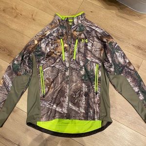 Under armor scent control